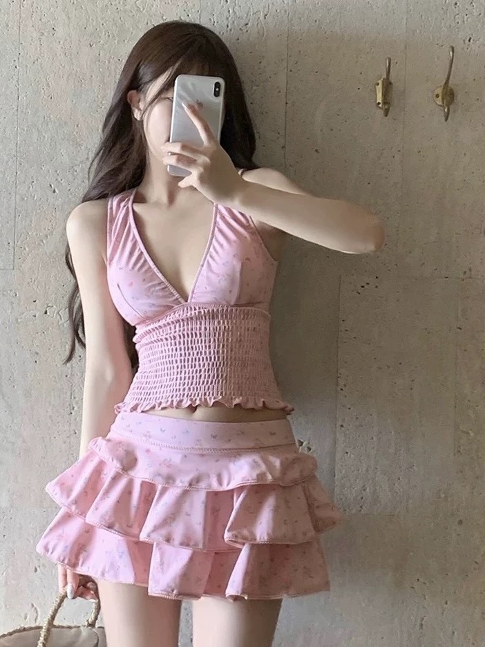 Costumes - Летняя женская одежда: корректирующий купальник-танкини, скромный
