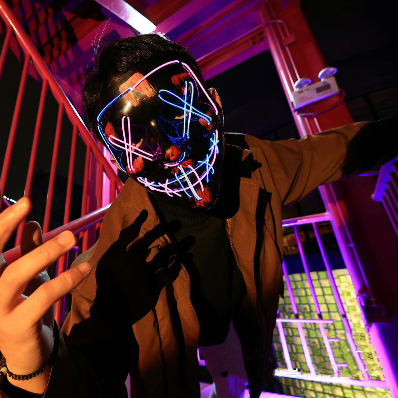 Беспроводная неоновая LED-маск – обзор и цена Led Purge Mask Halloween