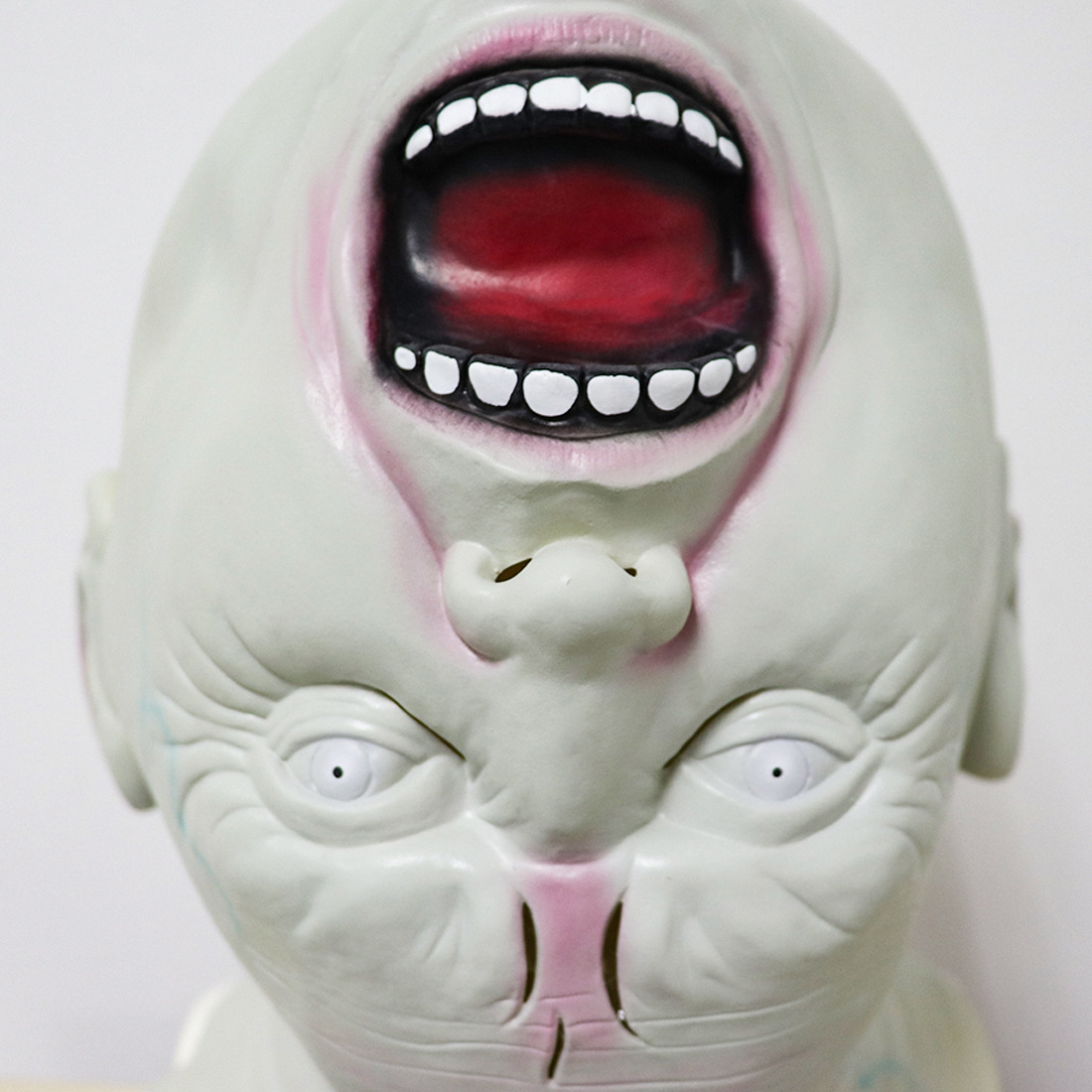 Реалистичная латексная маска у – обзор и цена Latex Alien Mask Realistic